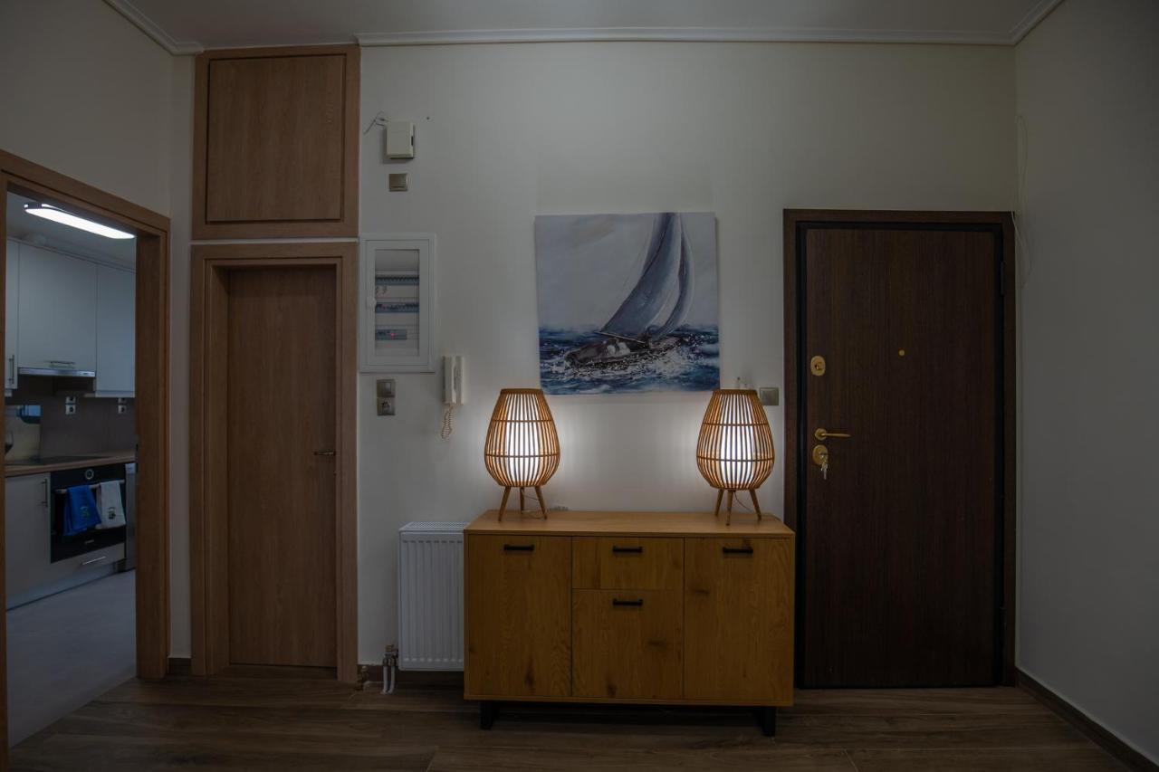 Max Blue Apartment, A Stay Like No Other 比雷埃夫斯 外观 照片